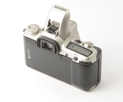 03 Pentax MZ-50 SLR Camera.jpg