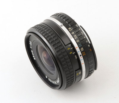 07 Nikon Series E 28mm f2.8 Lens.jpg