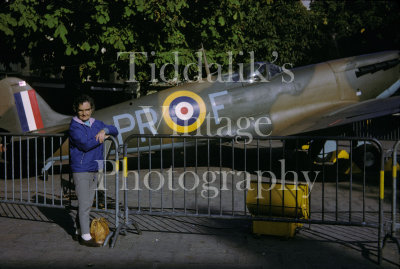 02 2X Kodachrome 35mm Slides Supermarine Spitfire PR-F X4590 Jersey 1971 Snapshots.jpg