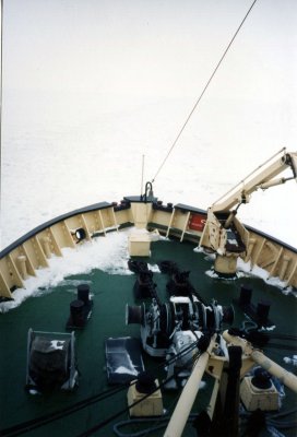 Ice Breaker048