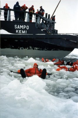 Ice Breaker072