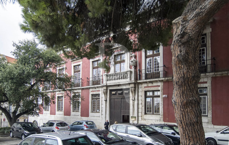 Palcio dos Condes de Almada (MN)