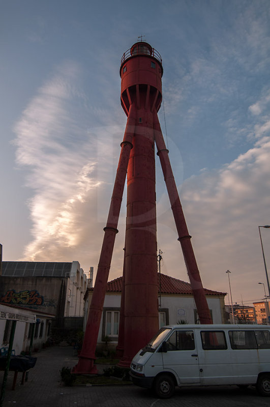 Farol de So Brs (22 m de altura)