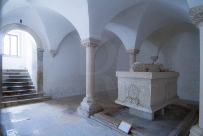 Cripta e Tmulo do Marqus de Valena (Monumento Nacional)
