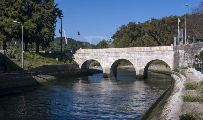Ponte do sc. XVII sobre o rio Jamor (IM)