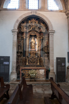 Altar da Rainha Santa Isabel