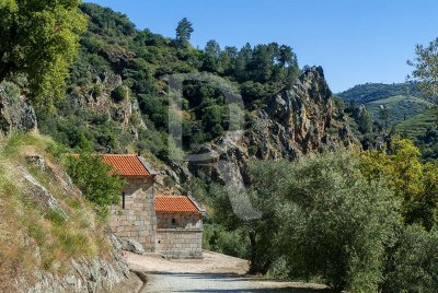Igreja Românica de São Pedro das Águias (Imóvel de Interesse Público)