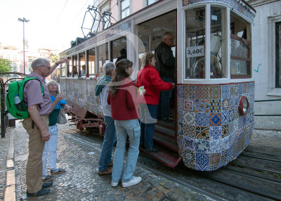 730 Palhaos (na moeda antiga) para subir (e descer) 265 Metros