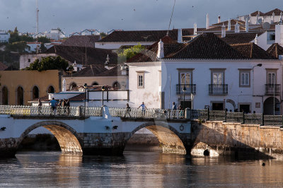 A Ponte Sobre o Rio Gilo (2014)