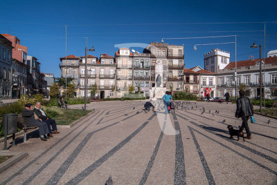 Monumentos do Porto - Edificaes da Rua de Cedofeita e Topo Norte da Praa de Carlos Alberto