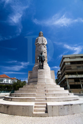 Monumento a Antnio Jos de Almeida