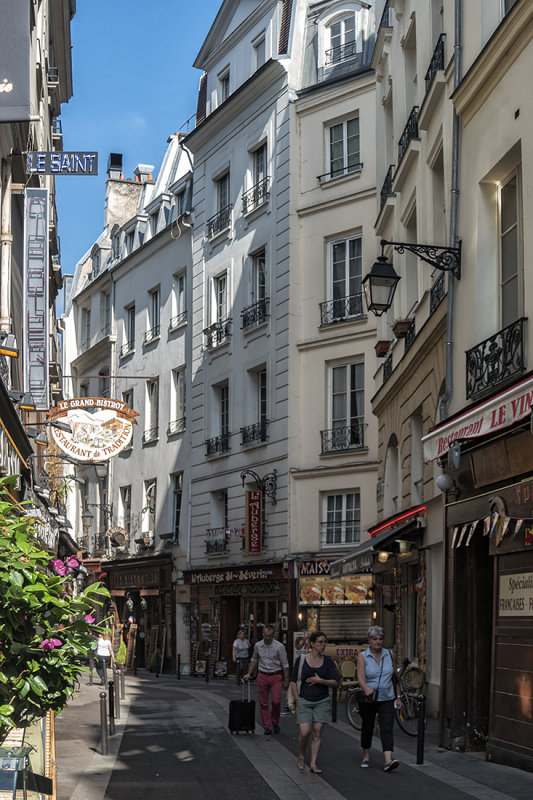 Parisian Streets 