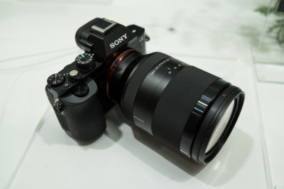 Sony  FE 24-240mm f/3.5-6.3 OSS