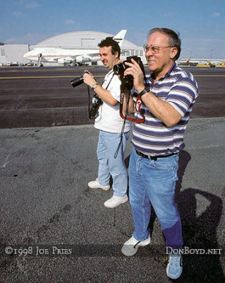 1998 - Kev Cook and Don Boyd on the ramp at John F. Kennedy International Airport