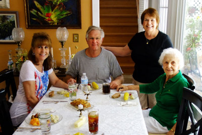 May 2015 - Kathy Criswell, Jim Criswell, Karen Criswell and Esther Criswell at Wendy's in St. Petersburg