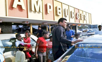 Champ Burger, owned by Muhammad Ali, Image Gallery - click on image to view the gallery