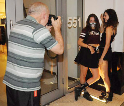 November 2016 - Cayetana GH and Andrea Urizar posing for Don Boyd on Lincoln Road Mall