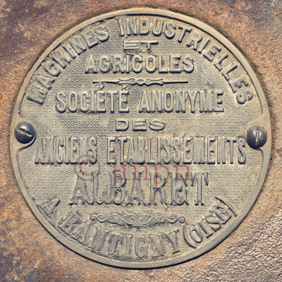 Ancienne plaque (logo) de fabricant de machine agricole