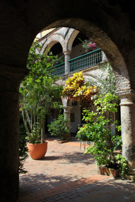 Courtyard, Monasterio La Popa.