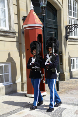 Guards outside Amalienborg Palace