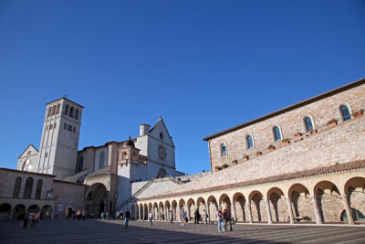 Concourse and Basilica San Francesco, Assisi.
