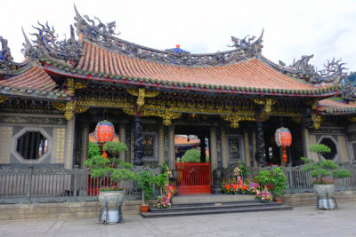 Long Shan Temple, Taipei, Taiwan.