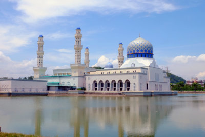Kota Kinabalu Blue Mosque, Kota Kinabalu, Sabah, East Malaysia.