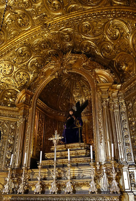 Chapel Altar in Cathedral, Belem.
