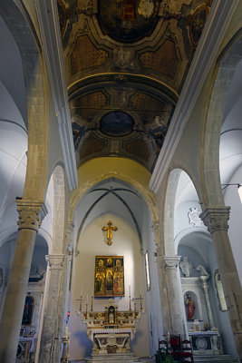 Interior of Church of San Lorenzo, Manarola.