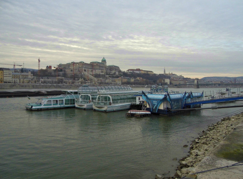 DANUBE DOCKING STATION