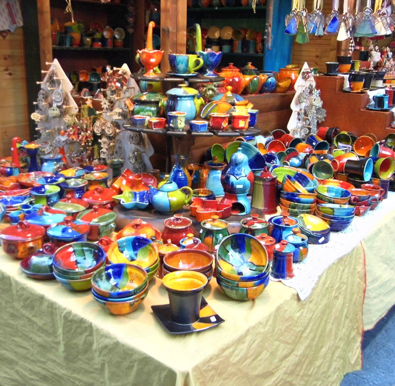 RAINBOW CROCKERY