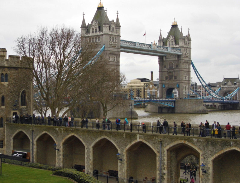 TOWER BRIDGE FROM THE WHITE TOWER