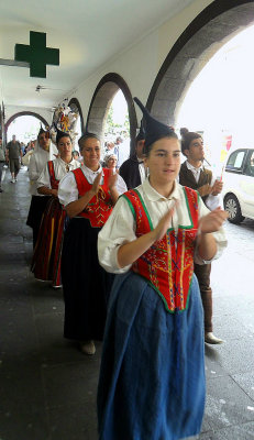 TRADITIONAL MUSIC GROUP