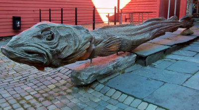 DRIED FISH SCULPTURE