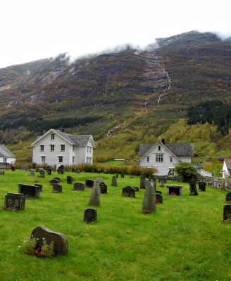 CHURCHYARD BENEATH THE MOUNTAIN