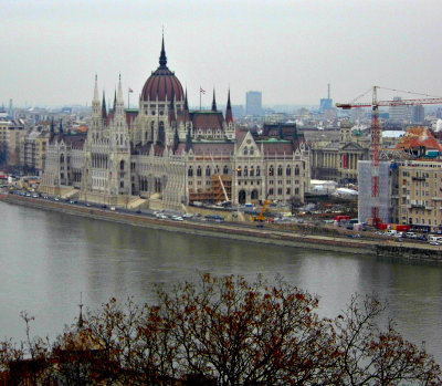 PARLIAMENT BUILDING BY THE DANUBE