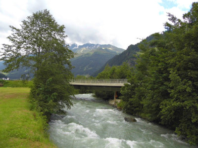 THE SWOLLEN RIVER RUETZ.1