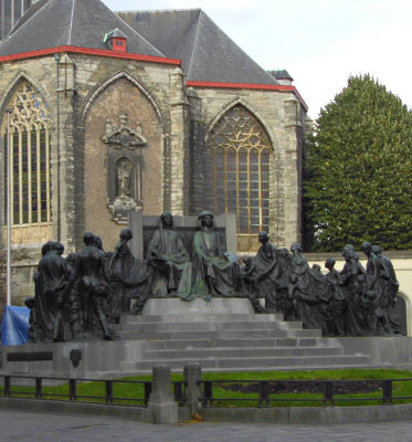 VAN EYCK BROTHERS STATUE