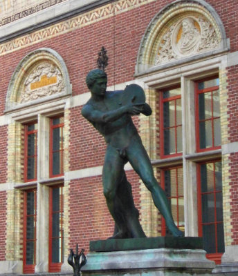 Sculpture Outside the Rijksmuseum