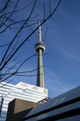 Queen St W and CN tower
