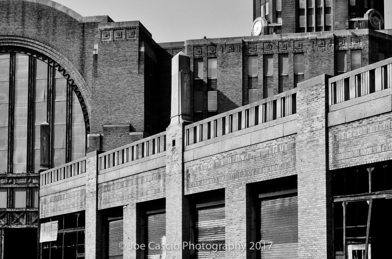 Buffalo_Central_Terminal_91311_BW.jpg