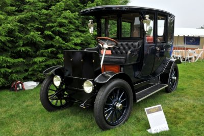 1912 Rauch & Land Town Car, JWR Automobile Museum, Frackville, Pennsylvania (3907)
