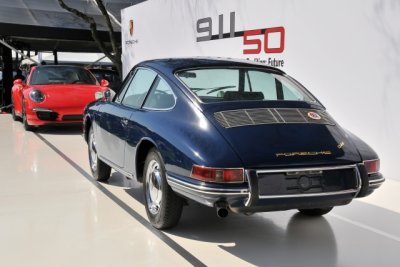 50th Anniversary Tableau: 2013 Porsche 911 Carrera 4S and 1965 Porsche 911 (0496)