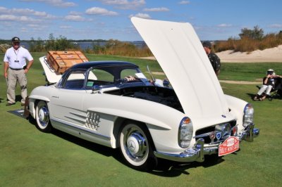 1963 Mercedes-Benz 300 SL Roadster, Frank Spellman, Chevy Chase, MD (4924)