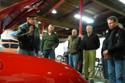 Doug Ehmann, left, demonstrates the judging process at the PCA-CHS Concours Seminar. (1237)