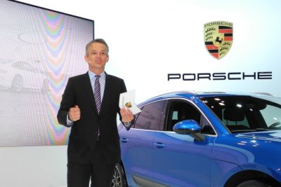 Andre Oosthuizen, vice president for marketing, Porsche Cars North America (1459)