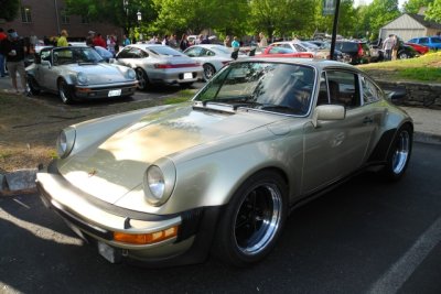 Porsche 911 Turbo (2129)