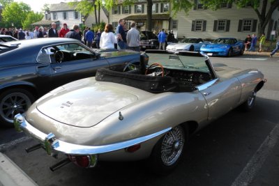 Late 1960s Jaguar E-Type Series II (2174)