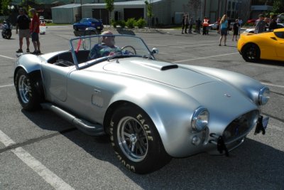 1966 Shelby Cobra replica with Ford 427 cid big block side-oiler V8 from the 1960s (2924)
