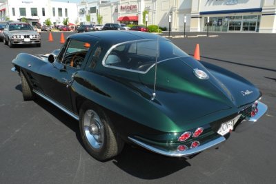 1964 Chevrolet Corvette Sting Ray (two words for 1963-1967 C2) (2946)